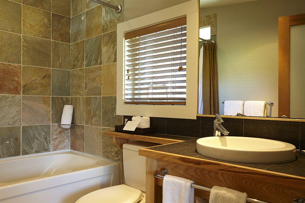 Cox Bay Beach Resort Tofino Extérieur photo