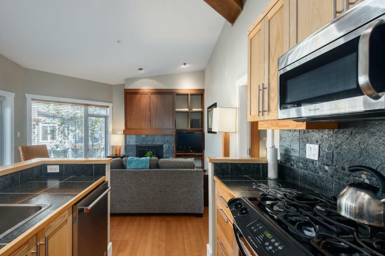 Cox Bay Beach Resort Tofino Extérieur photo